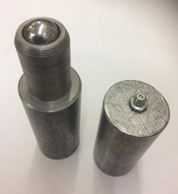 Шарнир гаражный с масленкой d 30*140 г.Ковров (18)