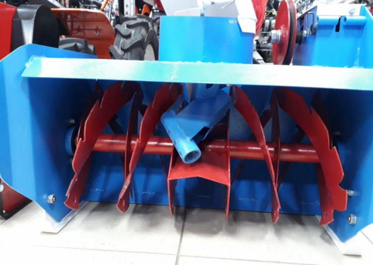 Снегоуборочная приставка BRAIT (Пахарь) СУБ-0,6