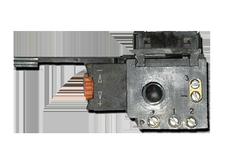 Выключатель №111 2М /5,0А МЭС 450 реверс HOZ