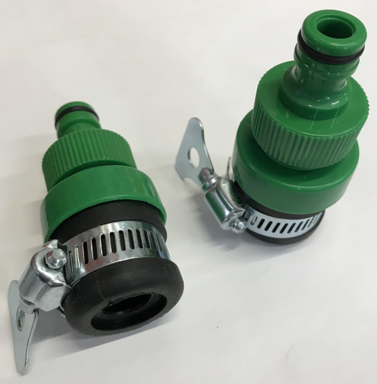 Адаптер для крана без резьбы 1/2 с хомутом HYA27