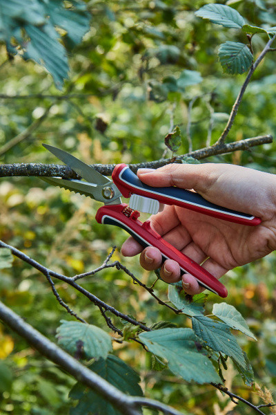 Универсальные садовые ножницы GS05 ELITECH Garden