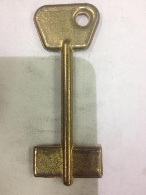 заготовка ключа ДВ-5А