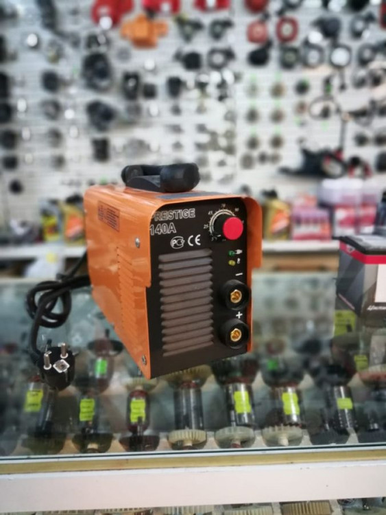 Сварочный аппарат PROFHELPER 140А инвертор