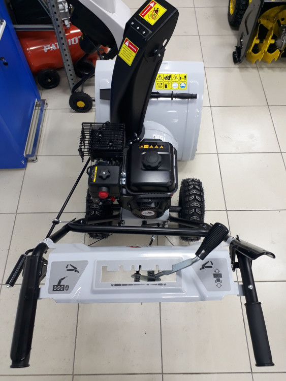 Снегоуборщик бензиновый Энергопром СМБ-Т6.5/570 Plus (завод Hus.)