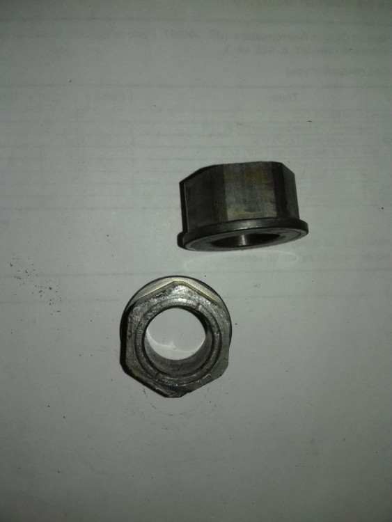 Втулка колесного вала снегоуборщик SATURN 7816D