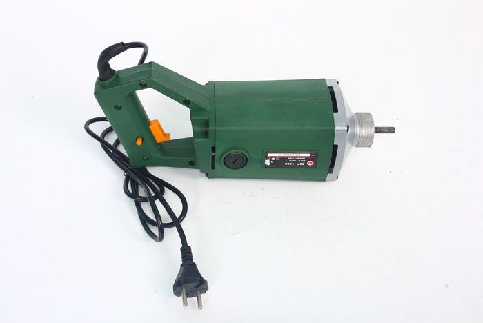 Вибратор электрический ручной Калибр ВЭР-1300