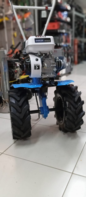 Мотоблок бензиновый "Енисей" ТСР-820-3EN колеса 4*8 , 3 вперед/1 назад,чугунный редуктор