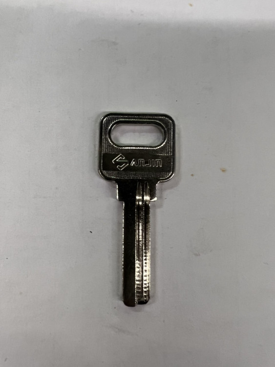 Заготовка для ключа ON 28 мм 7,5 мм