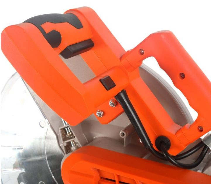 Пила торцовочная PATRIOT MS 303