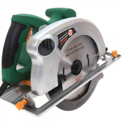 Пила дисковая Калибр ЭПД-1800/210