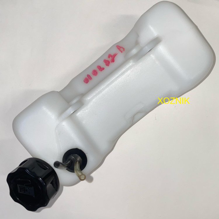 Бензобак для Бензокос (с объемом двигателя 33 см3) 010282B 23037