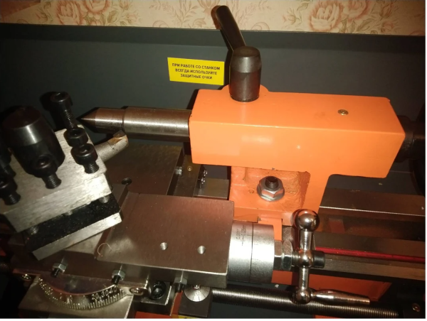 Токарный станок по металлу КРАТОН MML-01 4 02 05 002