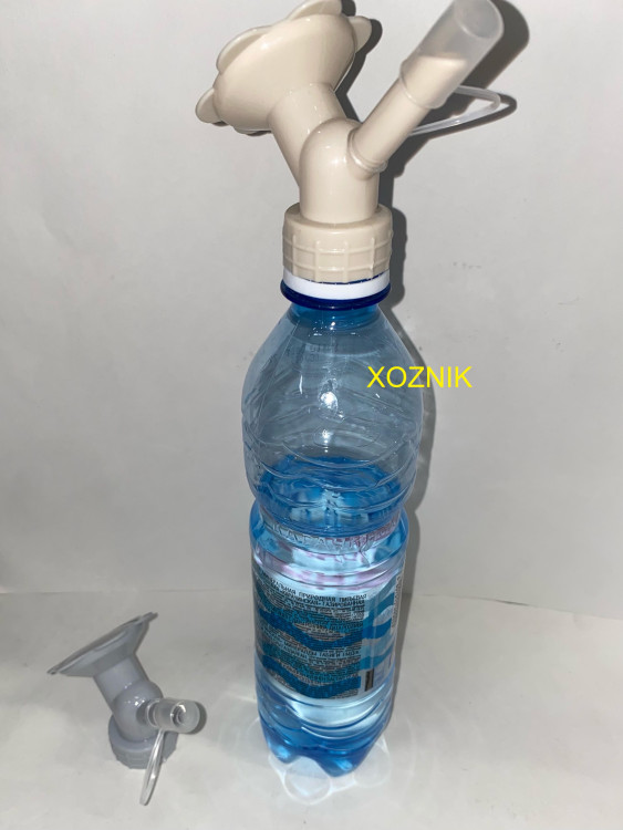 Насадка-лейка на бутылку для полива H5