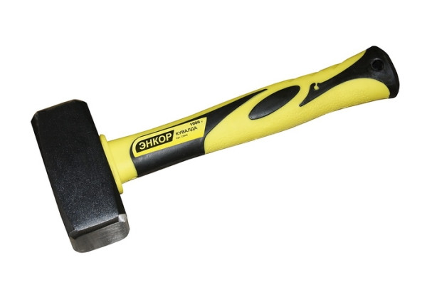 Кувалда 1 кг. фибергласовая обрезиненая ручка.
