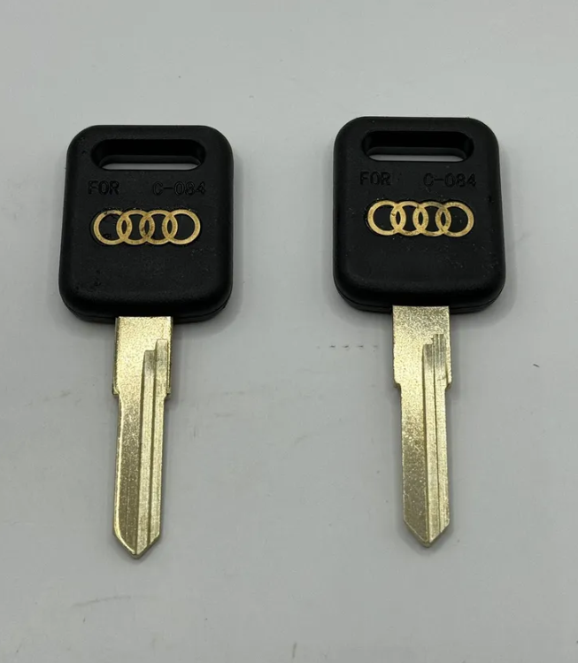 Заготовка для ключа VO-2 P Audi логотип (0242/2)