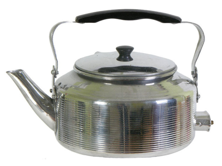 Чайник электрический, алюминиевый 2 л. 1,25 кВт.