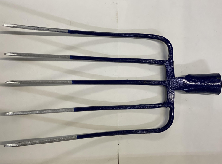 Вилы сенные кованые 5-ти зубые (Рельсовая сталь, уп.20шт) F101-5T