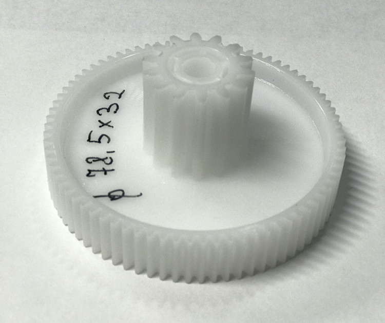 Шестерёнка для мясорубки ELENBERG средняя 78.5x32мм F52В