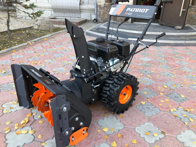 Снегоуборщик бензиновый PATRIOT PS 601