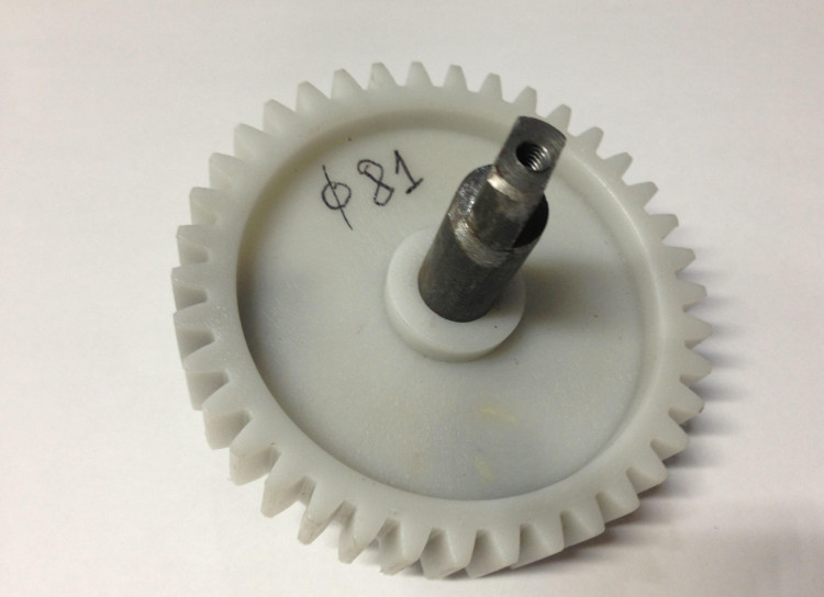 Шестерёнка для мясорубки DELTA-81мм под наружный вал F22B