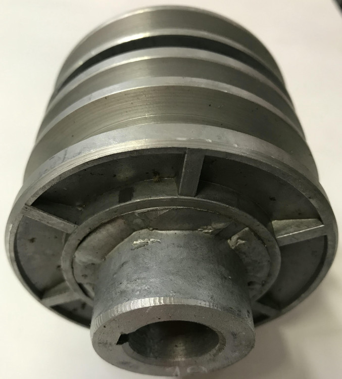 Шкив для двигателя 3-х ручейковый 19мм (Каскад)