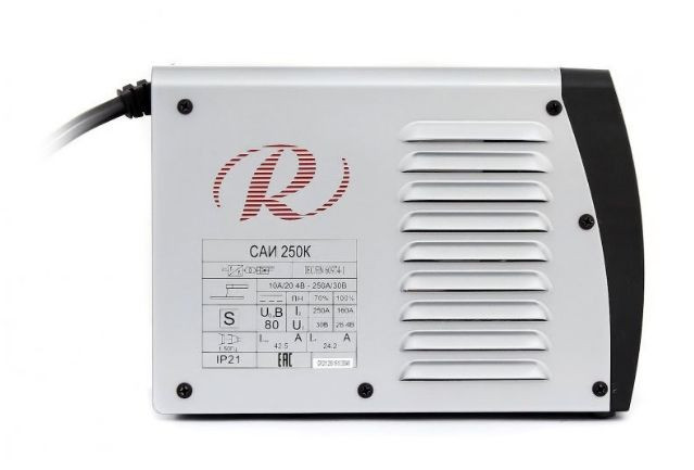 Сварочный аппарат РЕСАНТА САИ 250К инверторный компакт