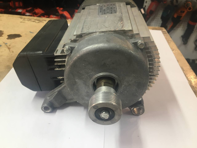 Электродвигатель ДОС Мастер-универсал 2000