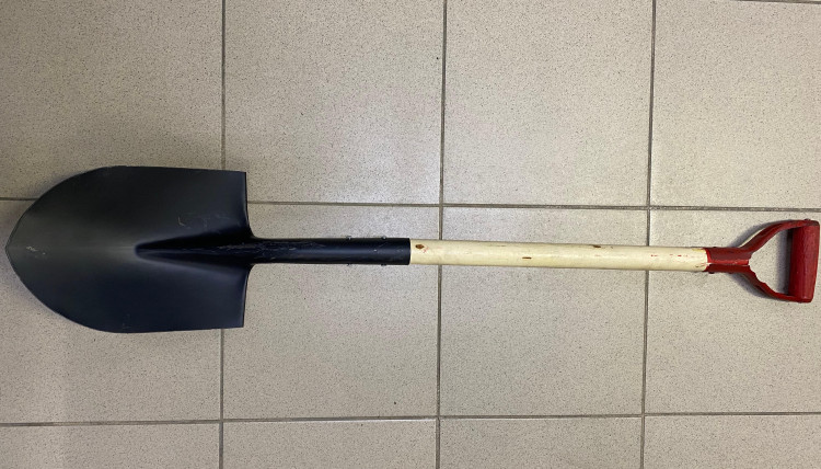 Лопата автомобильная