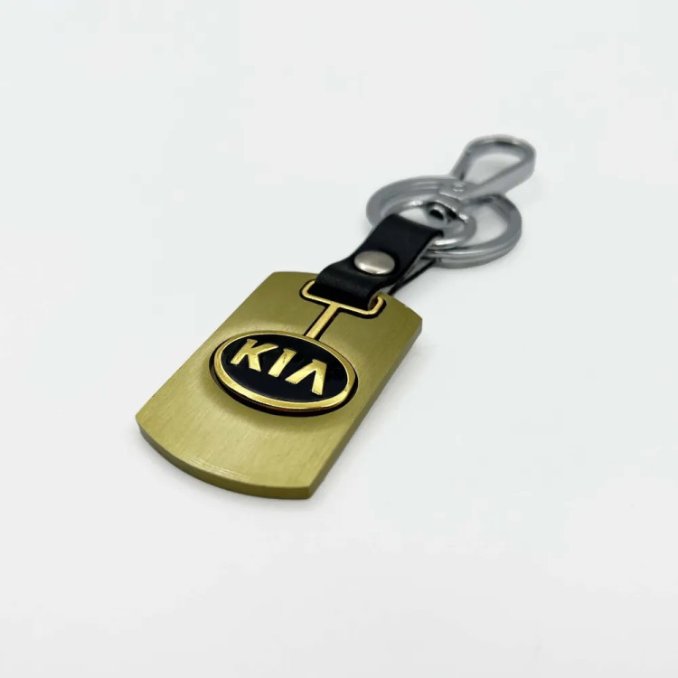 Брелок на ключи "KIA" карабин (золото)