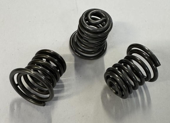 Пружина амортизатора пилы 45-52см3