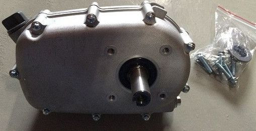 Редуктор понижающий для двигателя 7.0л.с., с автомат.сцеплением,65мм*65мм,20мм/20мм