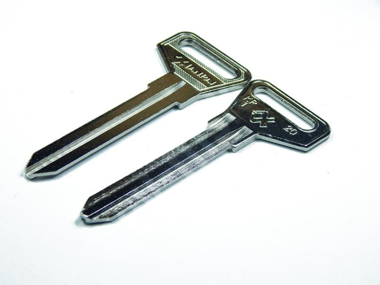 Заготовка для ключа KР-1