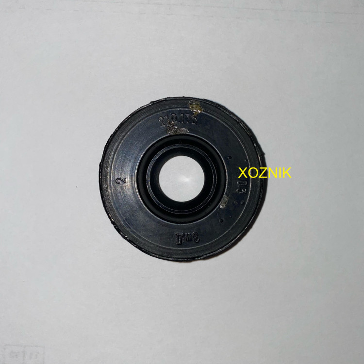 Сальник бензопилы УРАЛ 47*15*10