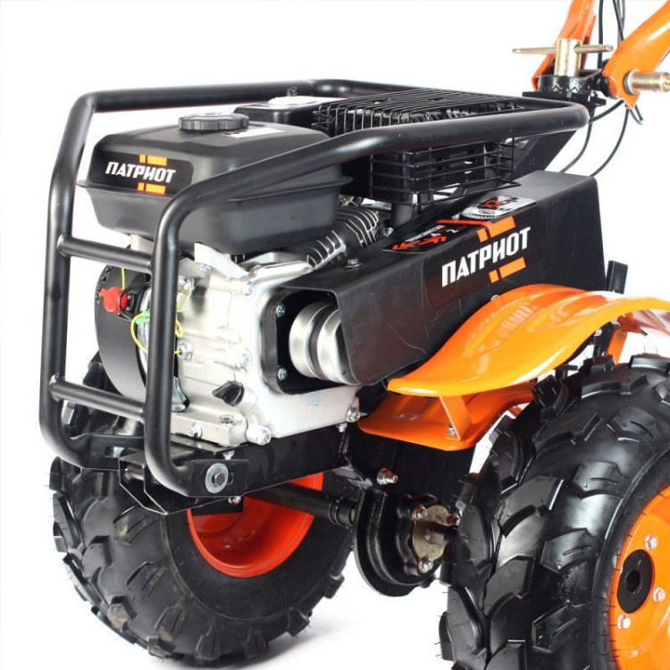 Мотоблок бензиновый Patriot УРАЛ | 7,8 л.с | (колеса 4*10)