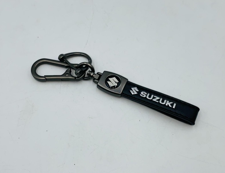 Брелок на ключи &quot;SUZUKI&quot; (ремешок)