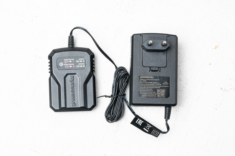 Зарядное устройство Greenworks G40UCM2M 2946507