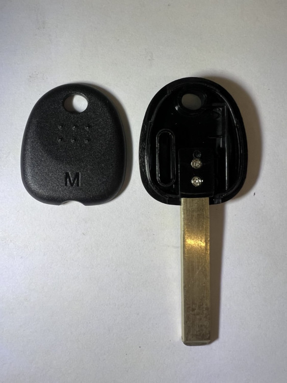 Заготовка ключа HYNDAI&quot;SOLYRIS&quot; (HY-20D) под чип