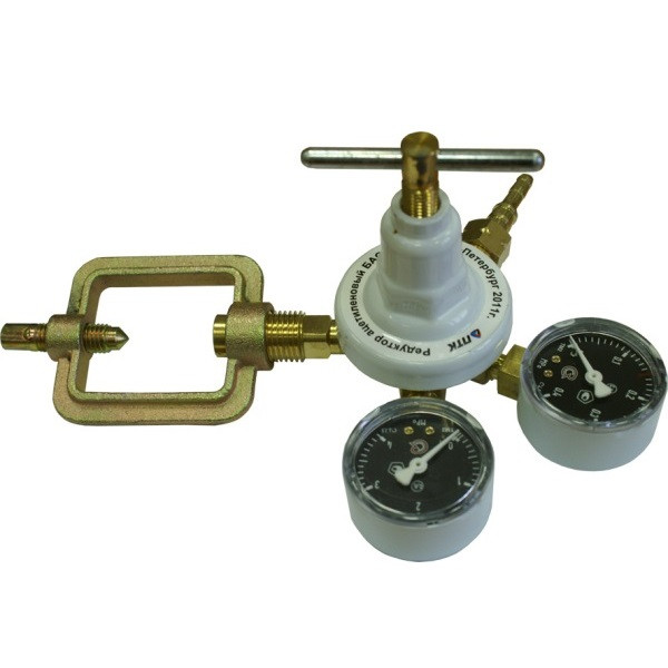 Редуктор ацетилен. БАО-5-4, max 5куб.м/ч, вх. 2,5 МПа, вых. 0,15 МПа, боковое соед. 0,7кг