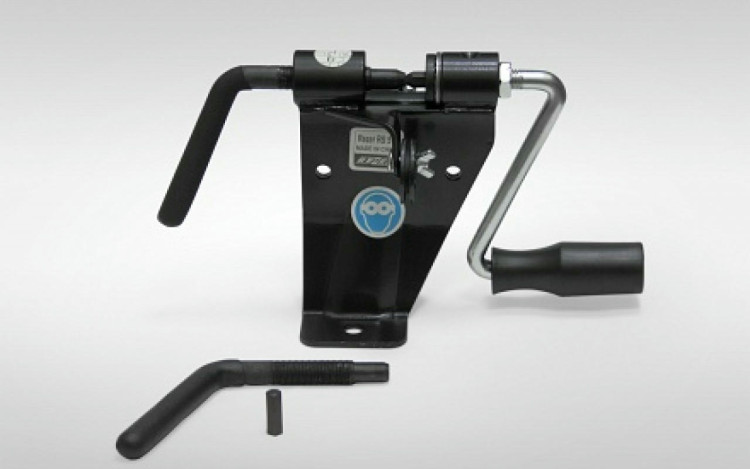 Станок клепальный RS REZER