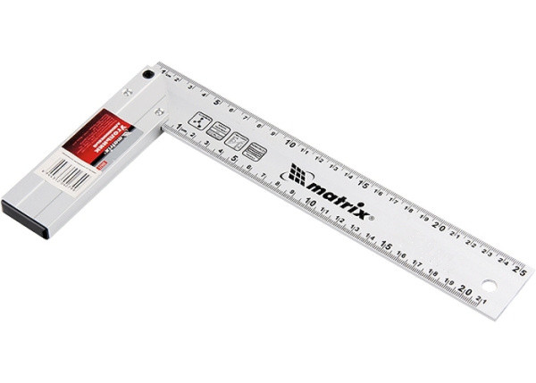 Угольник 300мм. с алюм. основанием, литой MATRIX 32472