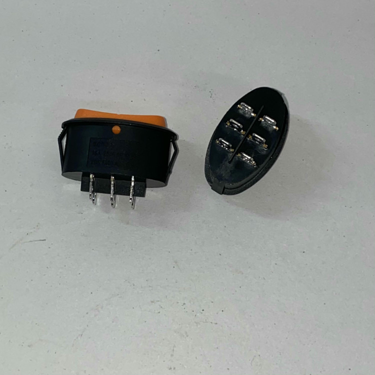 Выключатель к электромясорубке ON-OFF-ON, 6-ти контактный 16А 250В FLD19