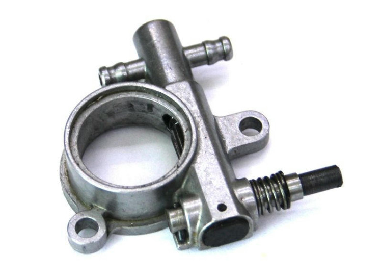 Маслонасос бензопил Китай 25-12/38-16см (010319(A)