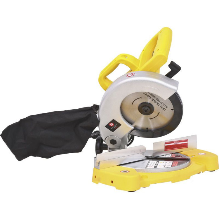 Пила торцовочная Калибр Мастер ПТЭ-900/190м