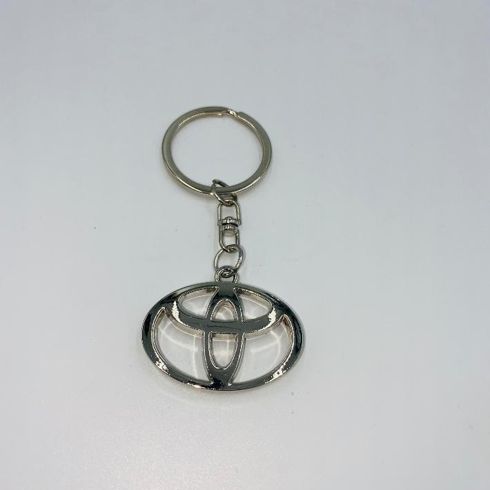 Брелок на ключи "TOYOTA" (хром)