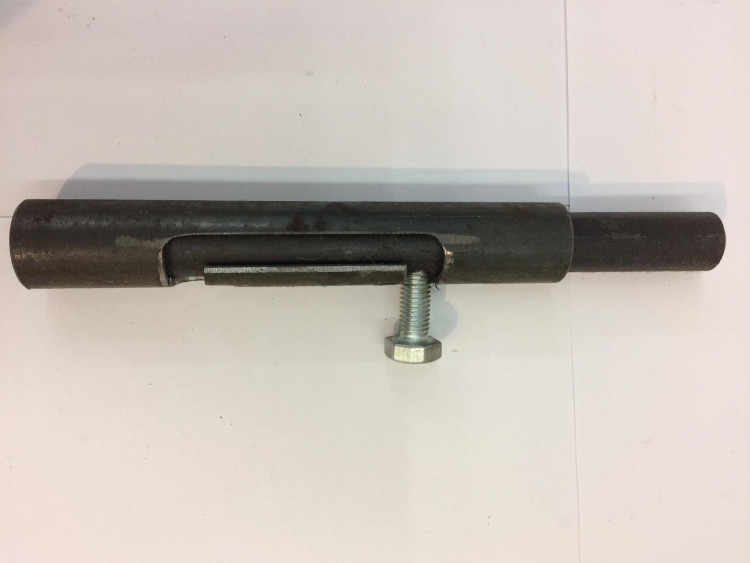 Засов гаражный №1 круглый