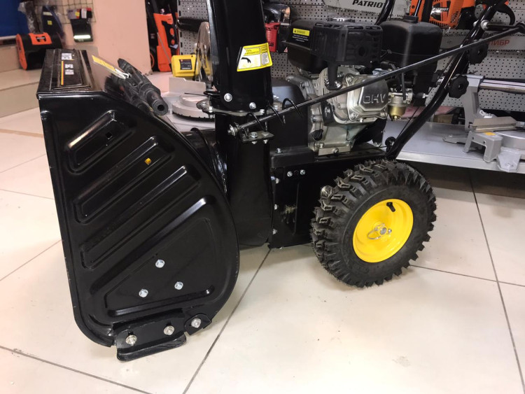 Снегоуборщик бензиновый Huter SGC 4100