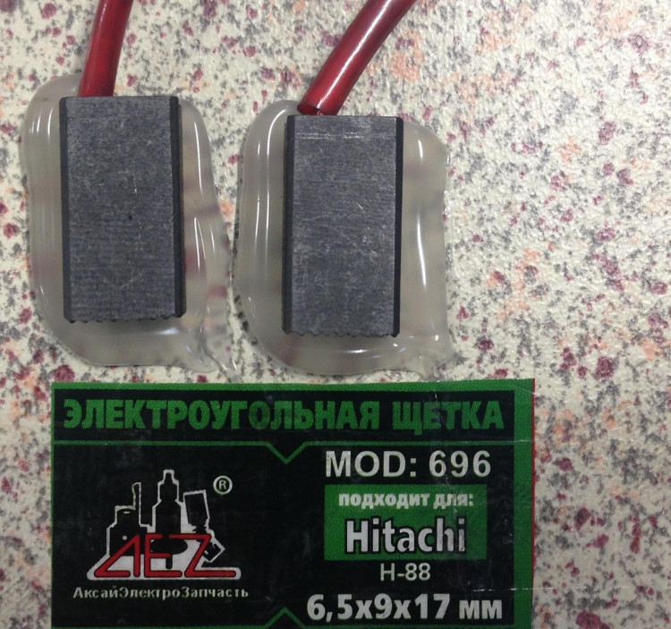 Щётка N-696 HITACHI 6.5х9х17 Поводок, клемма-мама, боковой срез