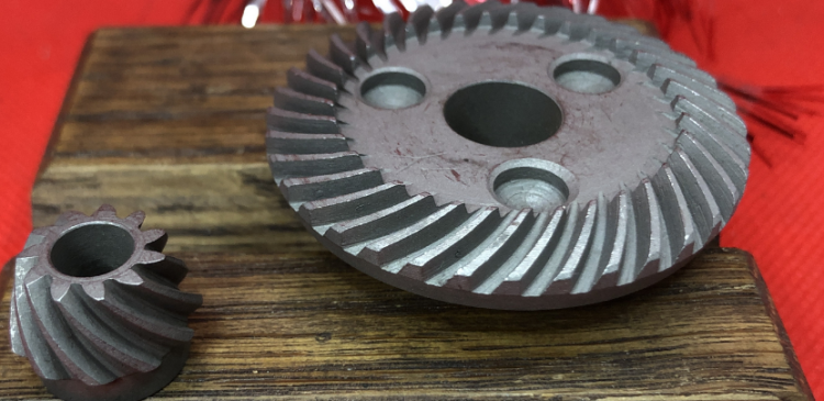 Коническая пара УШМ-115/125 ( Интерскол )