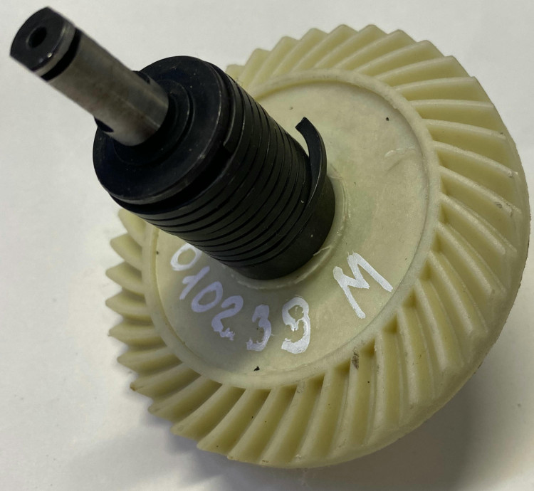 Шестерня для эл.пилы Хоумлайт,Альпина 010239(M)