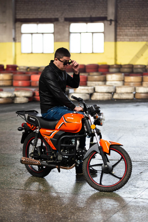 Мопед VENTO RIVA-II CX 49cc (110) белый (Без Птс)